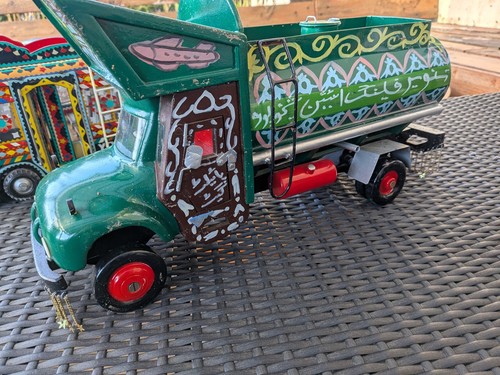 Fait main camion citerne - main, camion-citerne