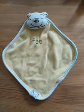 Doudou plat Winnie Pooh jaune