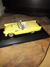 1:43 FORD THUNDERBIRD JAUNE 1955