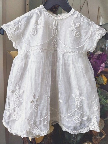 Délicieuse robe ancienne
