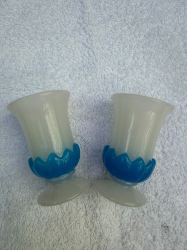 Paire vases tulipes opaline