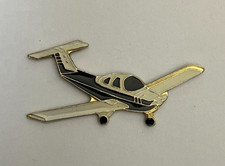 78 - Pin's AVION BEECHCRAFT