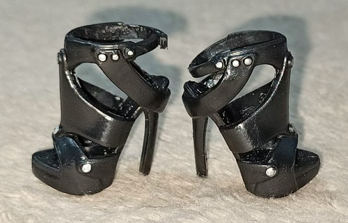 Chaussures noires barbie - chaussures, basic