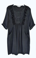 TB Robe SANDRO, en SOIE, noire, volantée, T 36, TBE