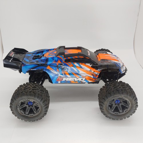 Traxxas revo 1 8 4x4 - 2.0, 1/8