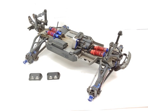 Rare traxxas revo 1 0 - e-revo, long