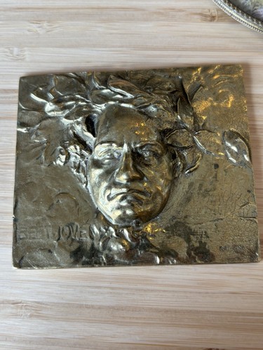 Plaque bronze lugwig - en,