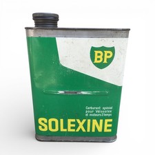 Ancien bidon de carburant