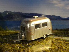 AIRSTREAM LUXURY TRAVEL CAMPER TRAILER 1:64 SCALE DIECAST DORAMA MODEL C