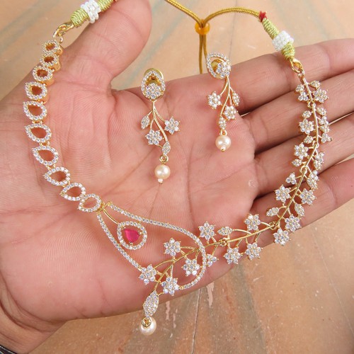 Parure collier plaqué or - parure,