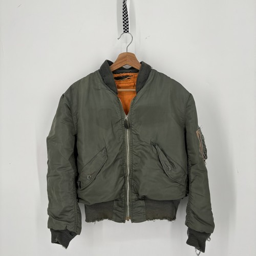 Vintage 1972 alpha industries - vintage,