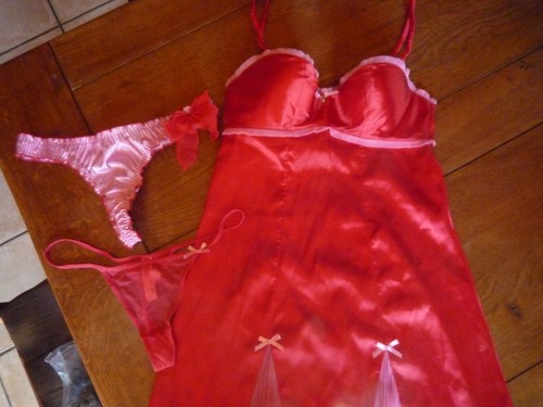 Nuisette rouge rose pâle - rose,