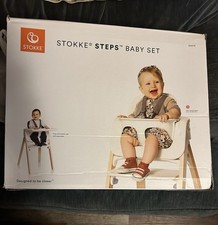Stokke Steps Baby Set, In White (Nordic Grey cushion set included)