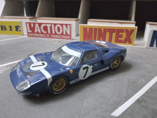 Ford bizarre 24 heures - gt,