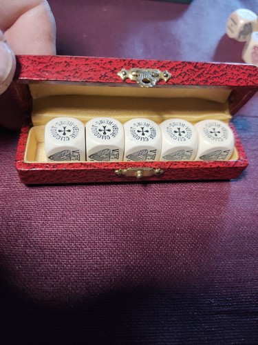 Coffret dés joué - de,