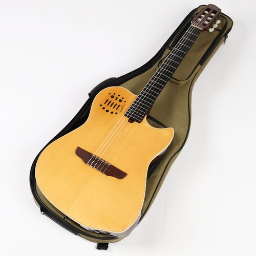 Guitare classique naturelle