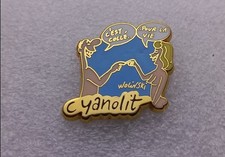 EB131 pin's colle Cyanolit