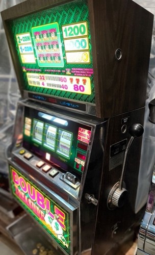 Igt machine sous rouleaux - sous,