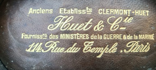 Jumelles militaires