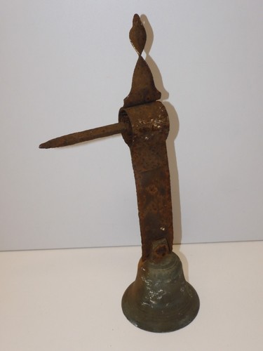 Ancienne cloche porte - -ancienne,