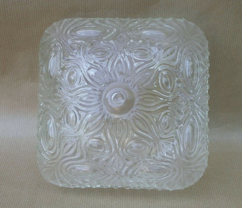 Ancien plafonnier globe pour