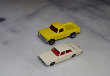 MATCHBOX FORD CORSAIR n° 45 restaurée + WILD LIFE n° 57 incomplet BON ETAT