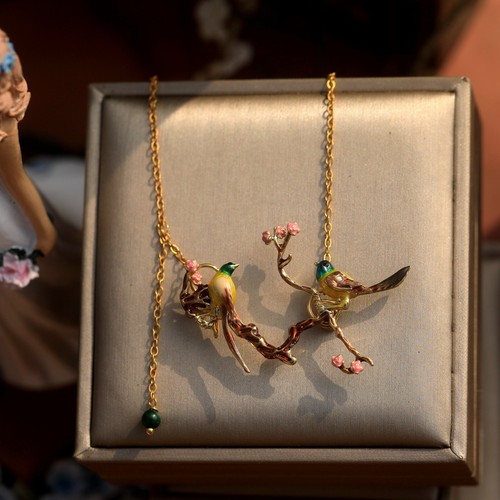 Collier court pendentif doré - court,