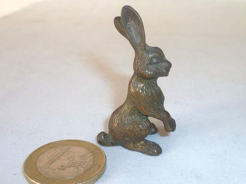 Ancien lapin miniature - ancien, en