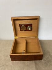 Wooden cigar cellar lacquer plate good condition with cigar cutter?