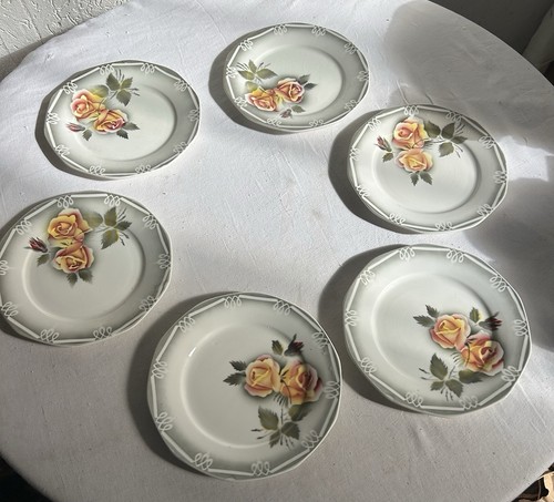 Lot superbes assiettes - 6,