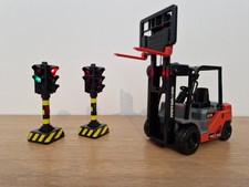 █▓★ 1/18 FRICTION FORKLIFT + TRAFFIC LIGHTS - MOTOR & CO 962399 ★▓█