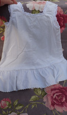 Robe ancienne d'Enfant ou