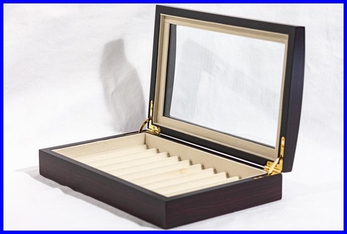 Collectors display case small - display,