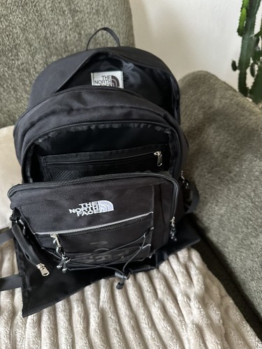 The north face white - the, label