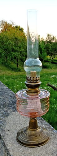Ancienne belle lampe - , à