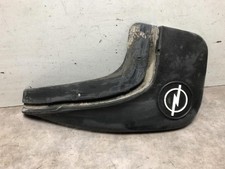 Bavette arriere gauche OPEL