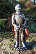 65811   SOLDAT  FIGURINE