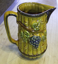 Pichet BARBOTINE ancien