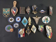 2165/MED - Lot of 20 Foreign Legion Regiment Badges + Para - No. 17
