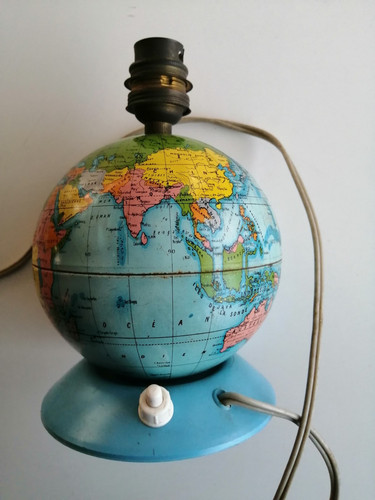 Ancienne lampe globe terreste - ancienne,