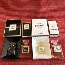 Lot MINIATURES CHANEL, COCO, N