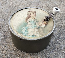 Music Box Manivelle Antique 19TH Century Victorian In Good Working Order Vintage