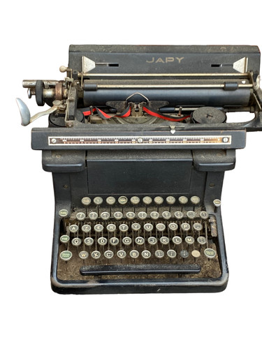 Ancienne machine écrire - a,