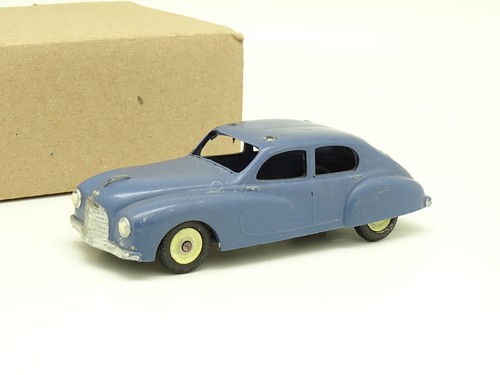 Minialuxe hotchkiss - -,