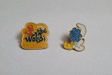 Rare Vintage 2 Pin's Les