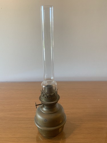 Lampe pétrole ancienne - à,