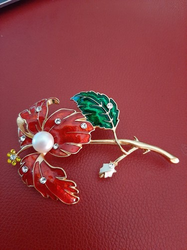 Broche forme hibiscus - broche,