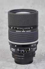 NIKON AF DC NIKKOR 135 mm 1:2
