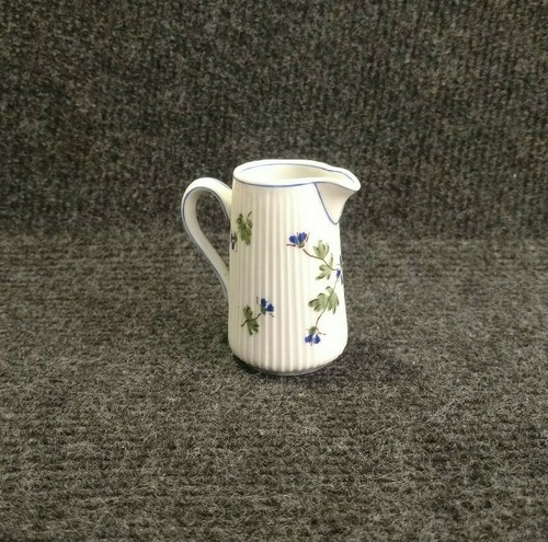 Mini pot lait - , porcelaine