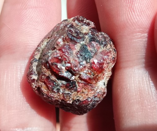 1gr 21x20x18mm grenat - 13.1gr,